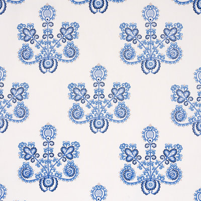 Estrella Embroidery Fabric