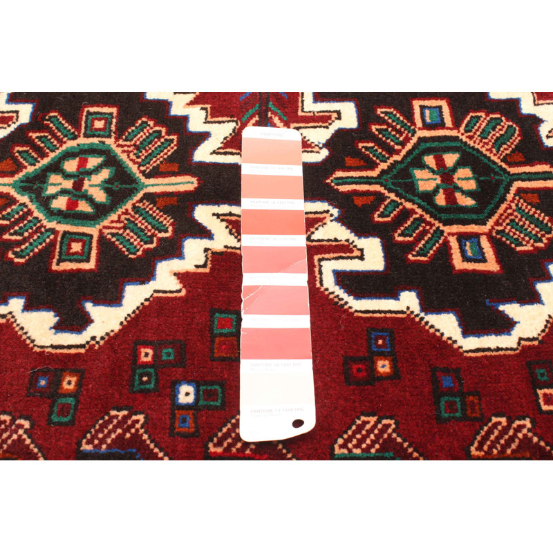 Tapis rouge Teimani 2 pi 9 po x 3 pi 10 po