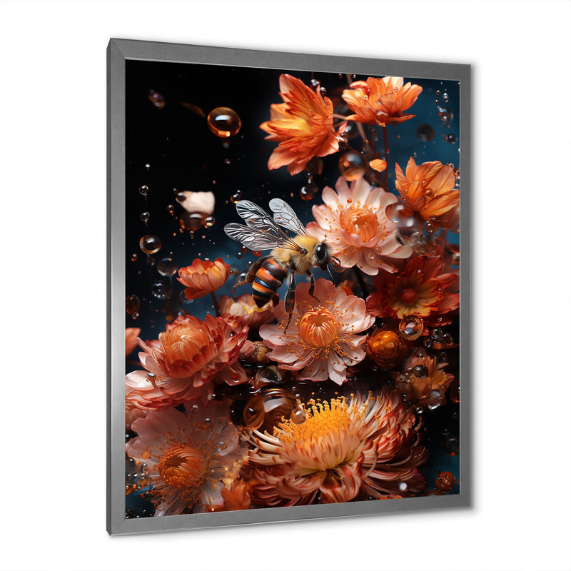 «Colorful Bee III», reproduction d'art sur toile, Cadre simple argenté, H 32 po x l 24 po x P 1 po