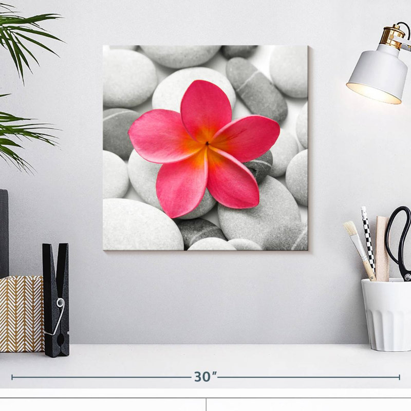 Kerrick Zen Flower, H 16 po x l 16 po