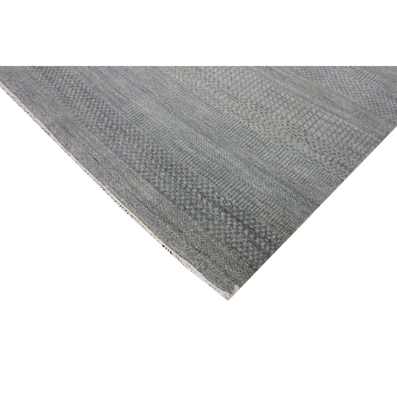 Area Rug in Gray