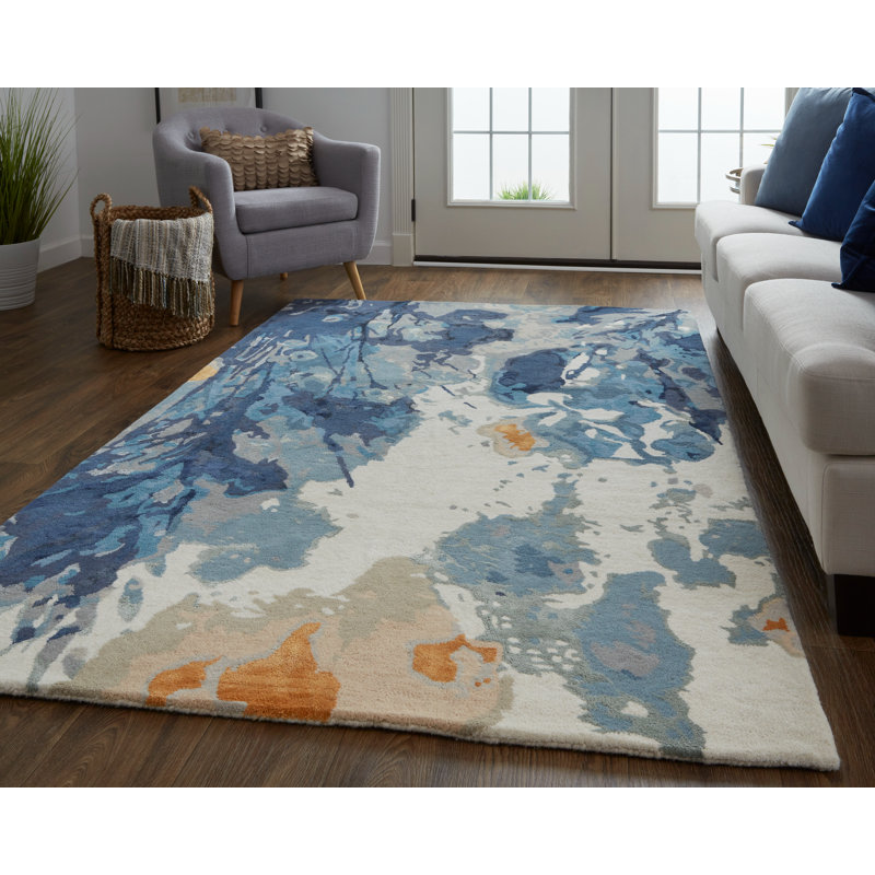 Floral Area Rug in Blue, Rectangle 2' x 3'