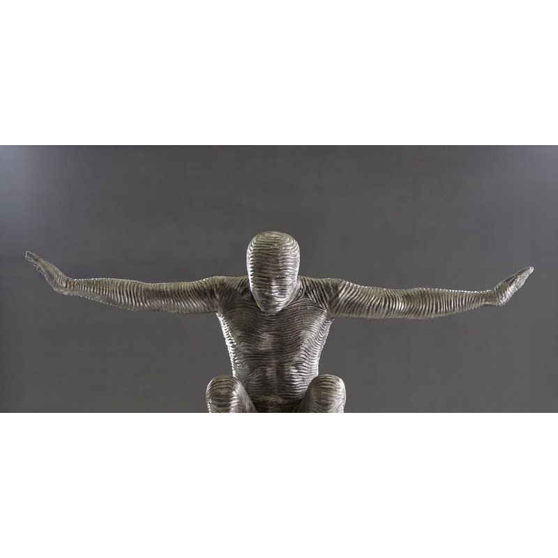 Aluminum Outstretched Arms Statue