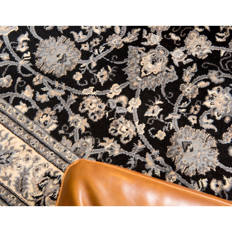 Zayandeh Oriental Indoor Rug, Rectangle 4' x 6'