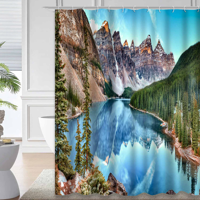 Rideau de douche Â« Paysages des montagnes du lac Moraine, Canada Â» avec 12 crochets, L 72 po x l 84 po