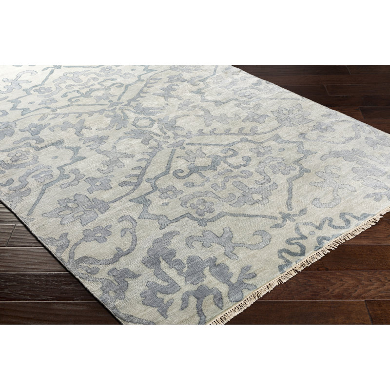 Hillcrest Hand Knotted Wool Damask Area Rug, Rectangle 3'6" x 5'6"