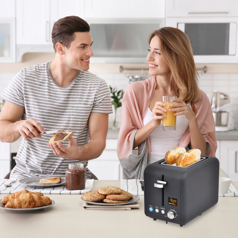 YUKOOL 2 Slice Toaster, Black