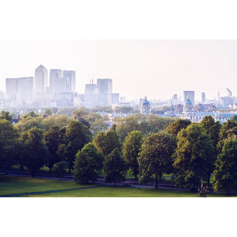 London Skyline by Eric2x - Wrapped Canvas Print, 81cm H x 122cm W