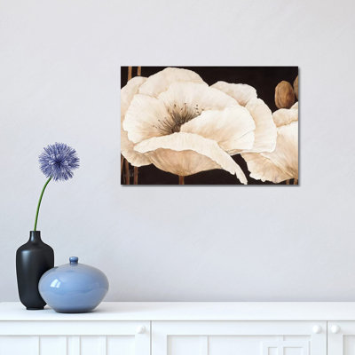 Amazing Poppies III by Jettie Roseboom - Wrapped Canvas Painting