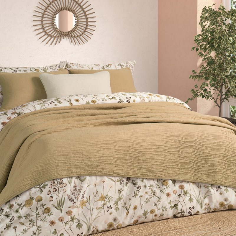 Jazzy solid tan quilt set, Tan, Queen Quilt + 2 Queen Shams