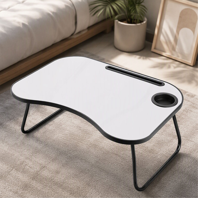 bureau d'ordinateur portable