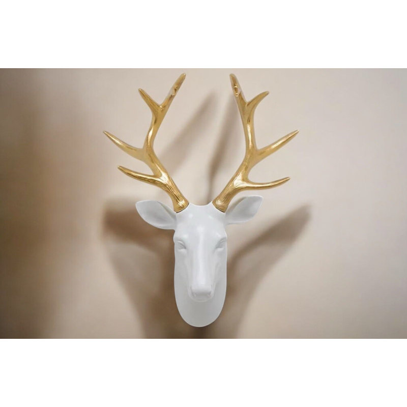 Jaffrey Figurines & Sculptures, White