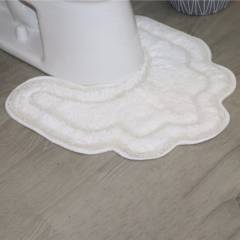 Tapis pour salle de bain Dobrinka, Blanc, 20 po x 20 po (contour)