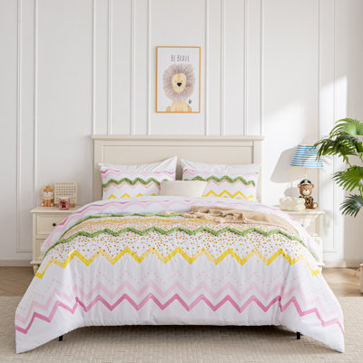 Colorful Print Microfiber Comforter Set With Metallic Pint & Faux Tufted Design