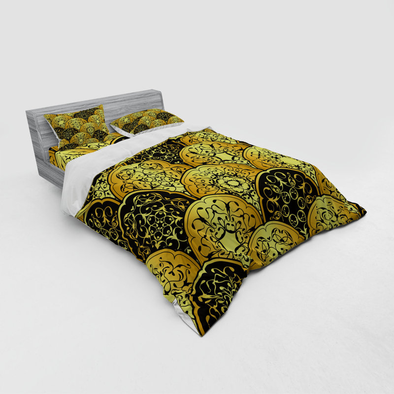 Eclectic Polyester Damask Duvet Cover, Queen Duvet Cover + 3 Additional Pieces