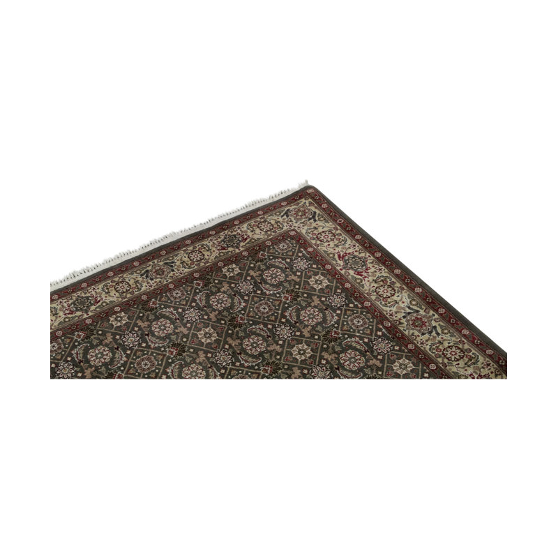 Crown Hand Woven Wool Oriental Area Rug