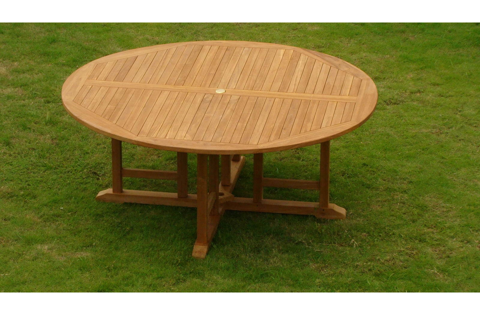 Masten Round 6-Person Outdoor Dining Set, 72" L x 72" W x 31" H, 8