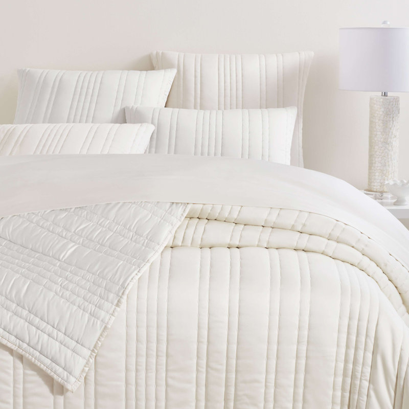 Blissful Bamboo Pearl/Silver Quilt, King Quilt
