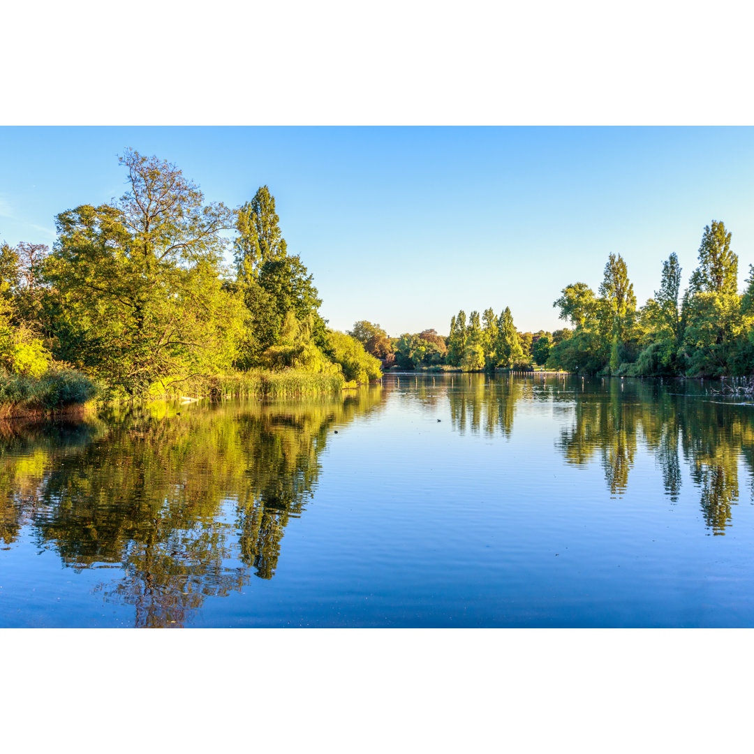 Leinwandbild Blick auf das Lange Wasser im Hyde Park