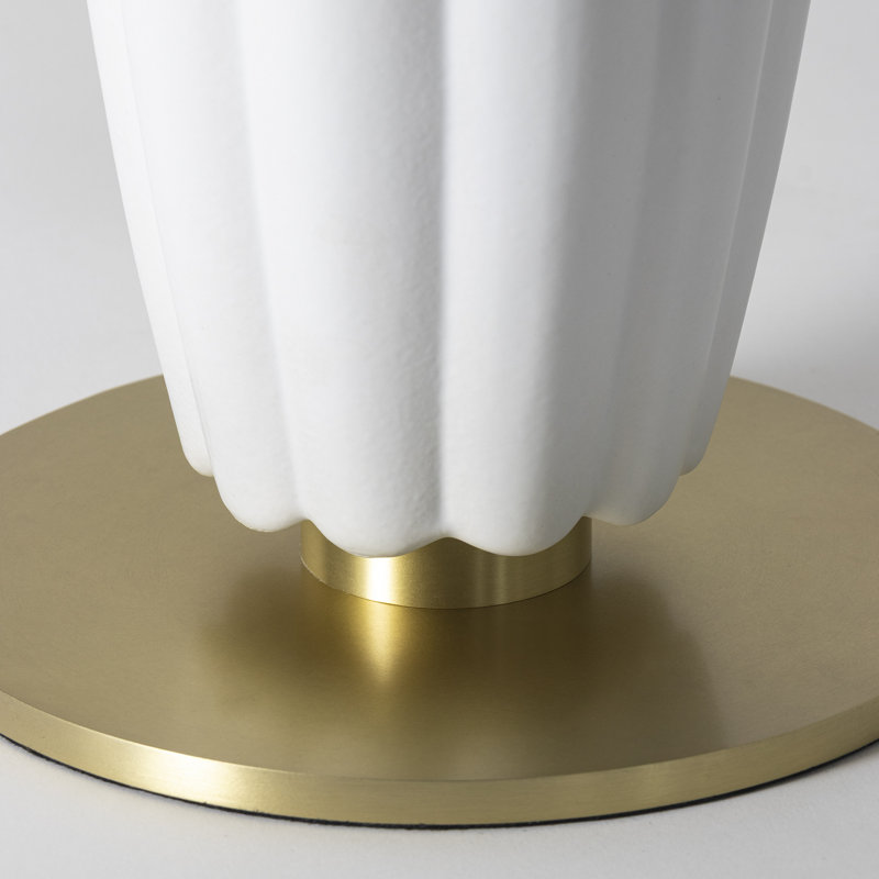 Classics Table Lamp, White
