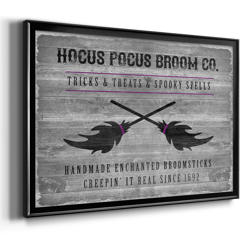 Hocus Pocus Broom Co, reproduction d'art sur toile, H 26 po x l 38 po x P 1,5 po, Noir