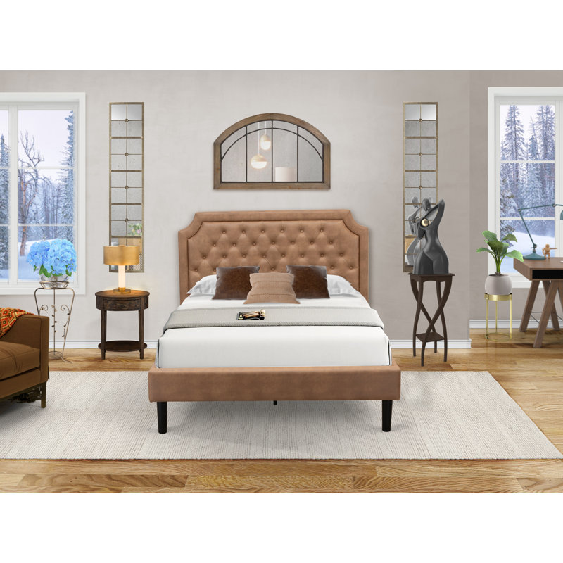 Ensemble de chambre à coucher en bois 3 pièces avec cadre de lit grand capitonné et 2 tables de bout jacobiennes vieillies pour la chambre à coucher - similicuir brun avec texture brune et pieds noirs