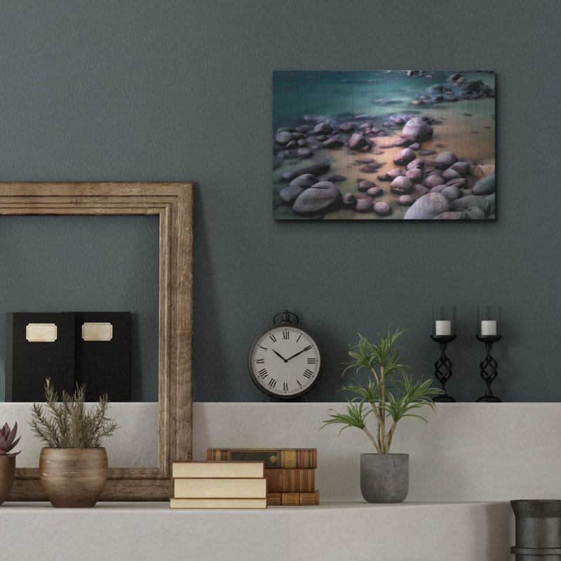 «Rocky Beach» par Dennis Frates, H 12 po x l 16 po