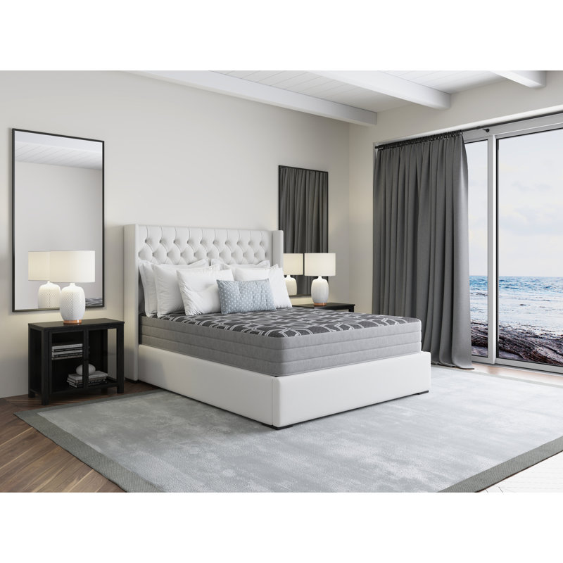 Matelas simple en mousse à plateau lisse de 10 po pour une expérience de sommeil ferme. Sommeil plus frais avec couverture de glace Avantage. Gel en cuivre, argent et graphite de 1 po. Mousse. Fabriqué aux États-Unis. Forte HD