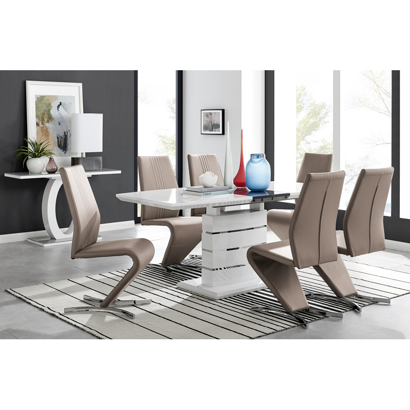 Grand ensemble de salle à manger extensible Everson avec 6 chaises rembourrées en similicuir, Beige cappuccino