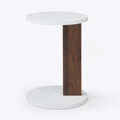 Table de bout en forme de C, petite table d'appoint pour canapé, table de canapé avec cadre en bois pour le salon, la chambre à coucher, le chevet, rustique (blanc et noyer)