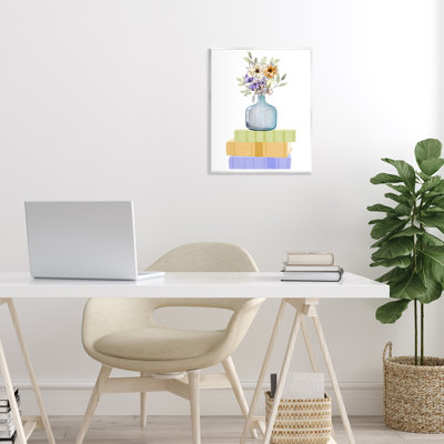 Vase fleurs sur plaque murale, design par Marcus Prime