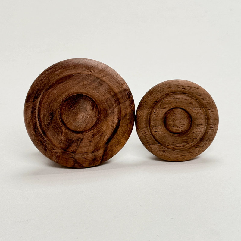 Palmer Walnut in. Round Knob, 2"