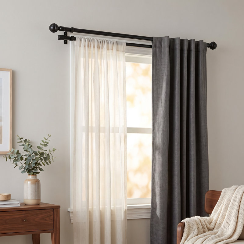 Ensemble de tringle à rideaux double extensible Homestyles Neysa, 122-218 cm, en acier robuste avec embouts ronds, noir