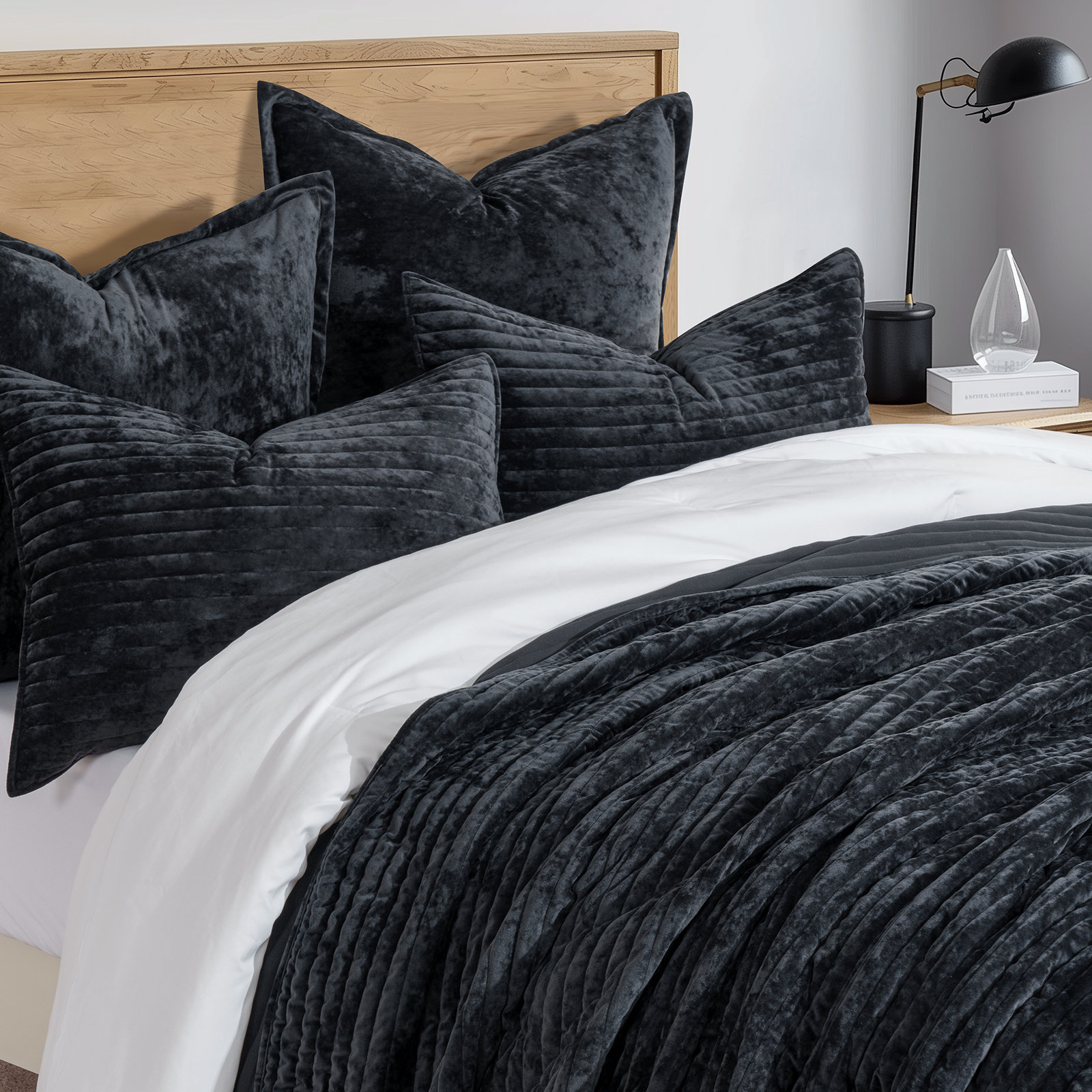 Velvet Quilt Set, King, Black