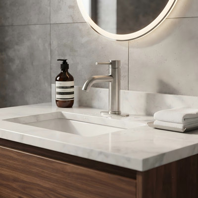 Single Handle Bathroom Faucet with Pop-Up Drain, Water-Saving Bathroom Sink Faucet for 1 or 3-Hole Sinks
