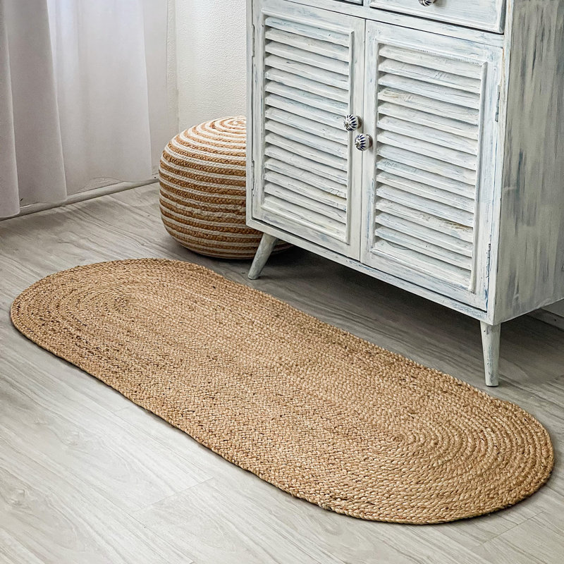 Indoor / Outdoor Rug, Oval 2' x 5'