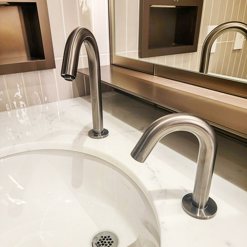 Zoom Single Hole Bathroom Faucet, Polished Nickel