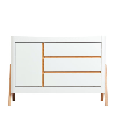 Hera Dresser