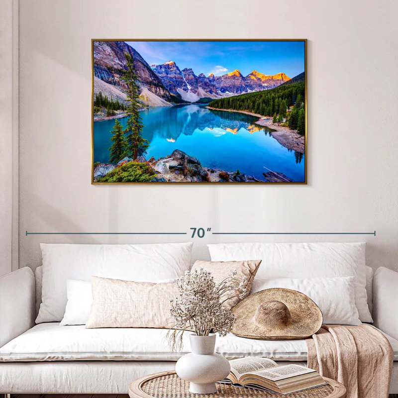Incroyable lac Moraine, Cadre flottant doré, 43 po x 29 po