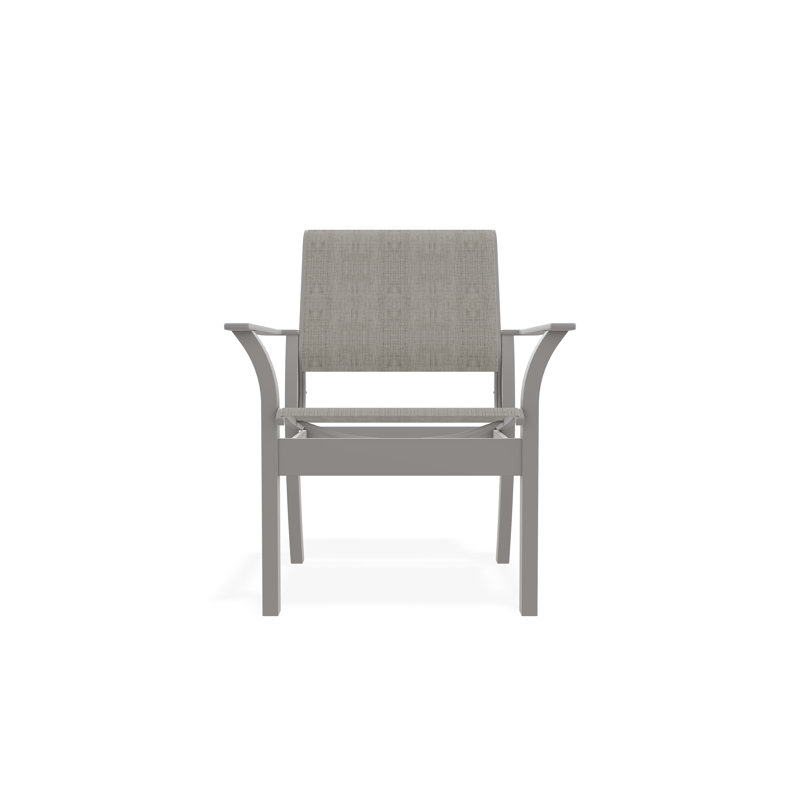Chaise de café empilable en polymère de qualité marine Leeward Sling, Gris chaleureux, Fumée