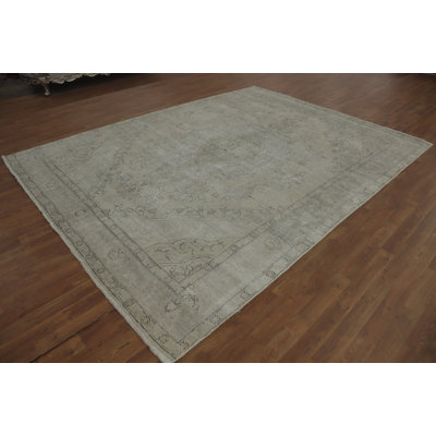 Muted Distressed Traditional Area Rug 8x10