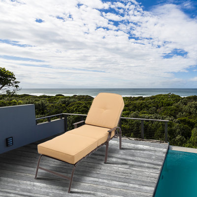 Chaise longue inclinable avec coussins Grigorijus