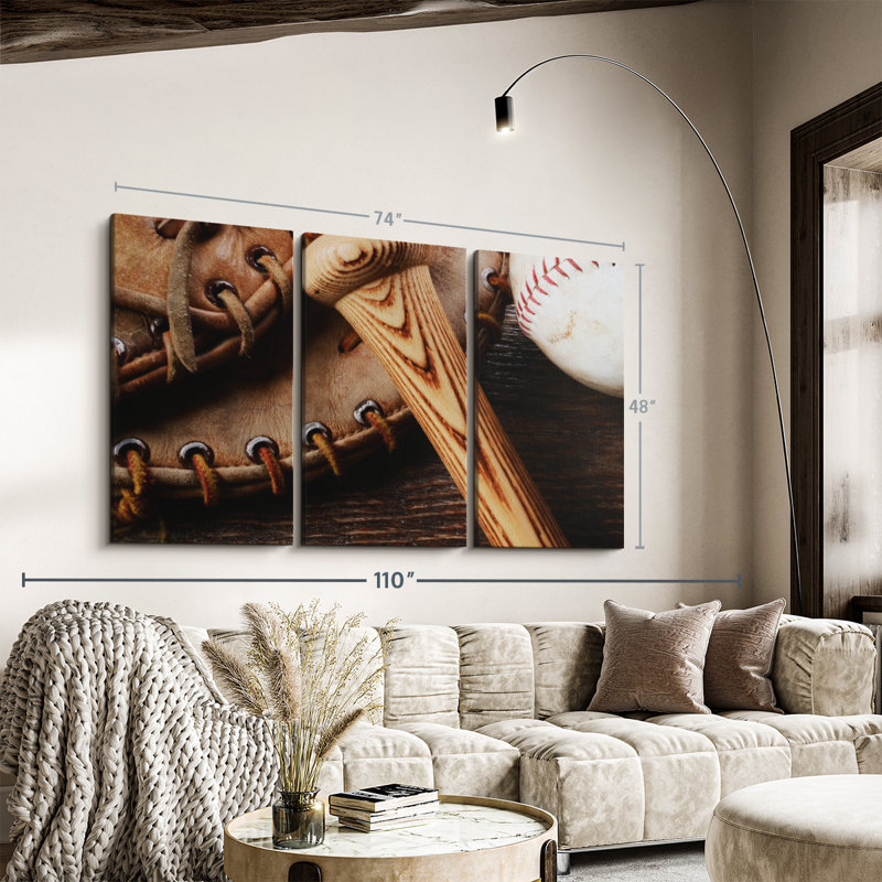 «Old Baseball Stuff» sur toile, H 48 po x l 74 po x P 1,25 po
