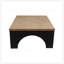 Table basse rustique carrée de style campagnard moderne, durable et spacieuse pour des espaces de vie polyvalents