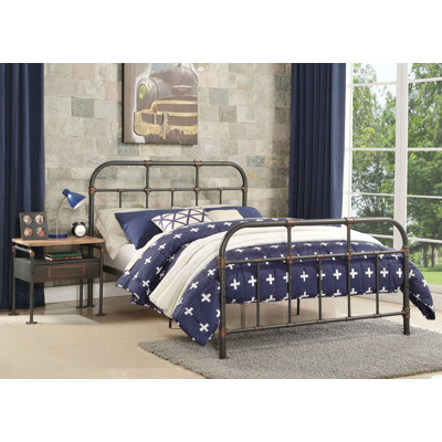 Farrah Metal Piece Bedroom Set
