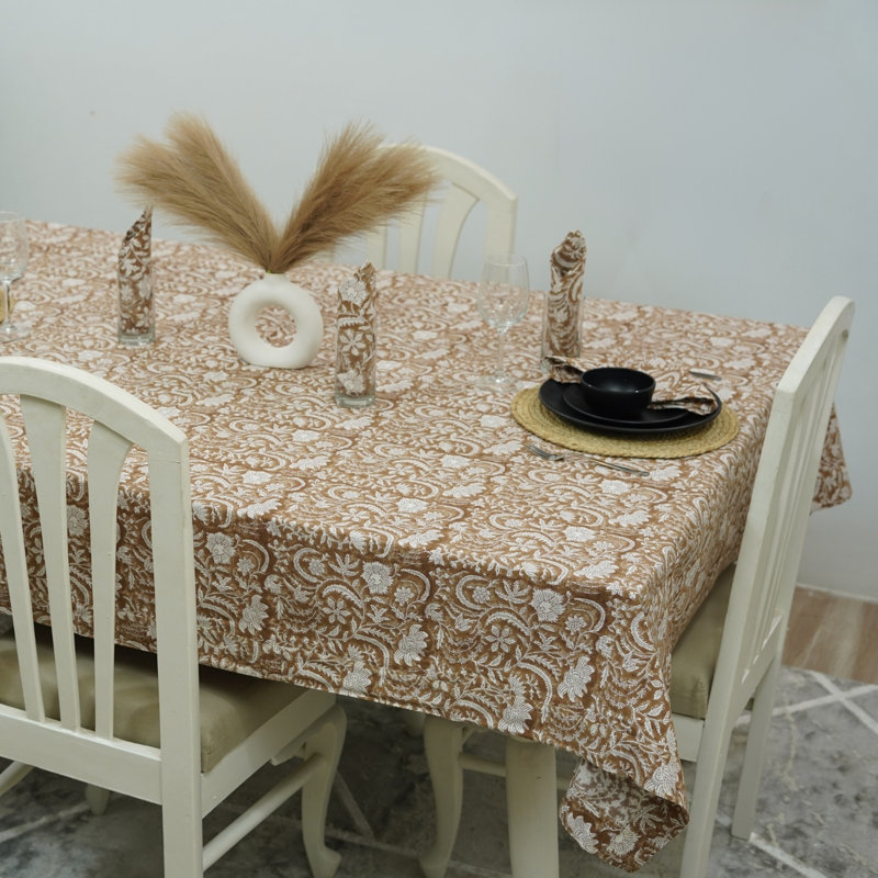 Red Barrel Studio® Craft Luxe: Housse de table en coton à imprimé bloc pour la cuisine, la salle à manger et les fêtes - Kundanvan