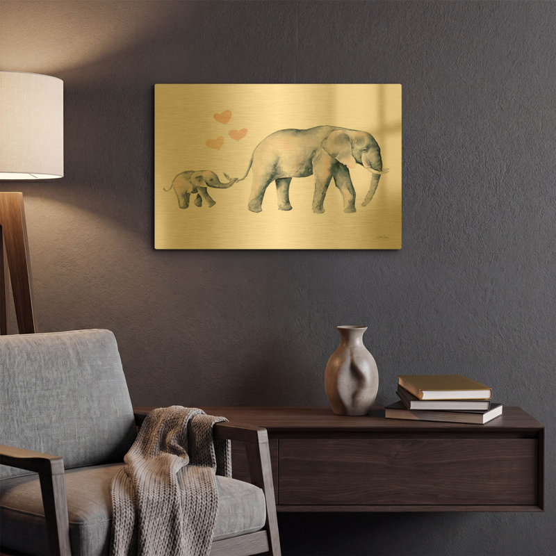 «Elephant Love» par Katrina Pete, art mural en métal doré, 24 po x 16 po, 24 po x 16 po