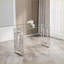 Table basse minimaliste moderne en acier inoxydable et en verre transparent pour le salon, facile à nettoyer et durable-121836570