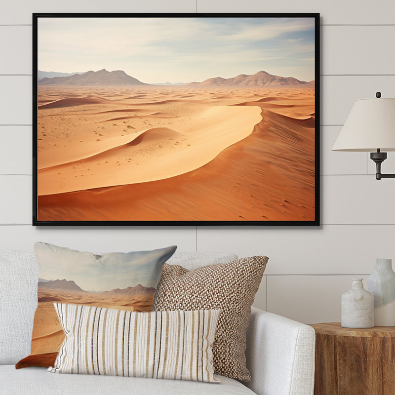 Scénique paysage désertique infini horizon III, H 34 po x l 44 po x P 1,5 po, Cadre flottant noir