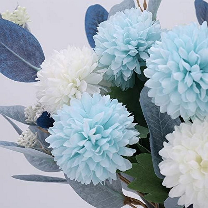 Fleur d'hortensia artificielle avec vases